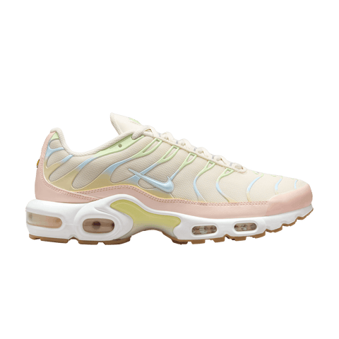 Nike Air Max Plus Crimson Tint (Women's) DZ3671-800