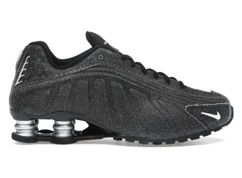 Nike Shox R4 Black Distressed Leather IO4544-002