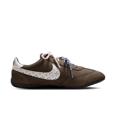 Nike IR5693-256