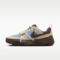 Nike HQ3072-400
