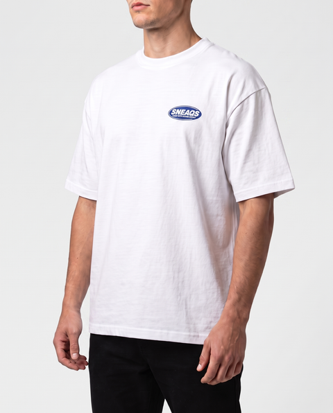 SNEAQS Harlem Tee White Navy - on body